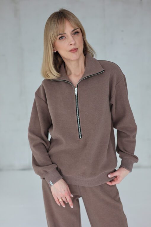 Alternative view of PEACH EFFECT. Moteriškas KAKAVOS džemperis POLO