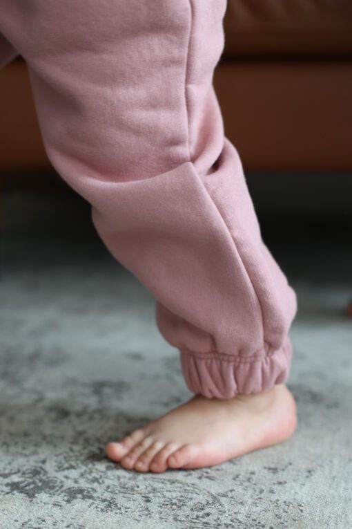 Vaikiškos kelnės su pūkeliu DUSTY PINK - Image 4
