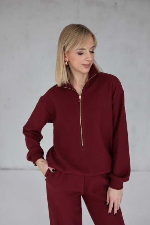 Alternative view of PEACH EFFECT. Moteriškas BORDO džemperis POLO