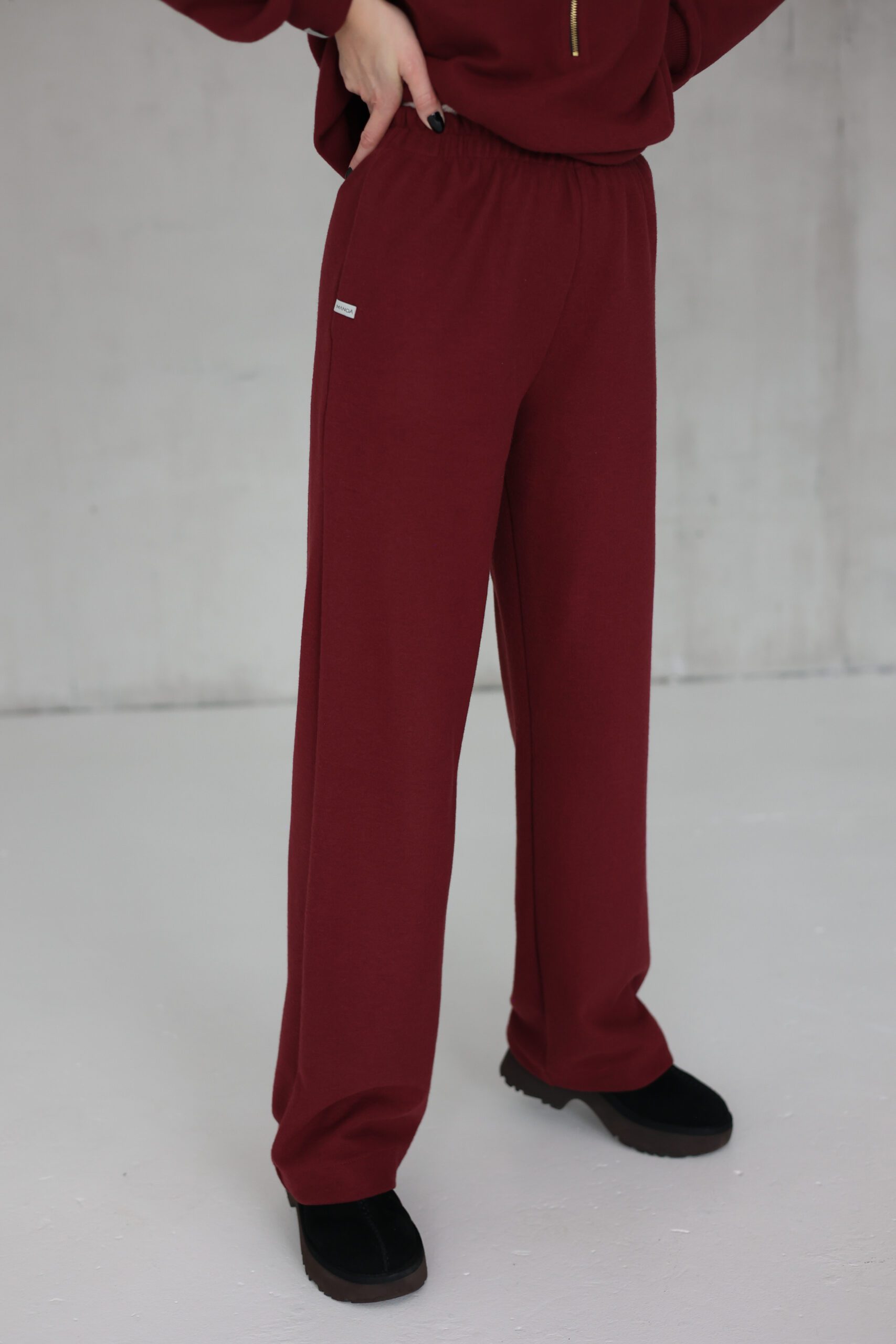 PEACH EFFECT. Moteriškos BORDO kelnės - Image 4