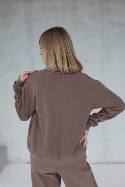 Alternative view of PEACH EFFECT. Moteriškas KAKAVOS bomberis